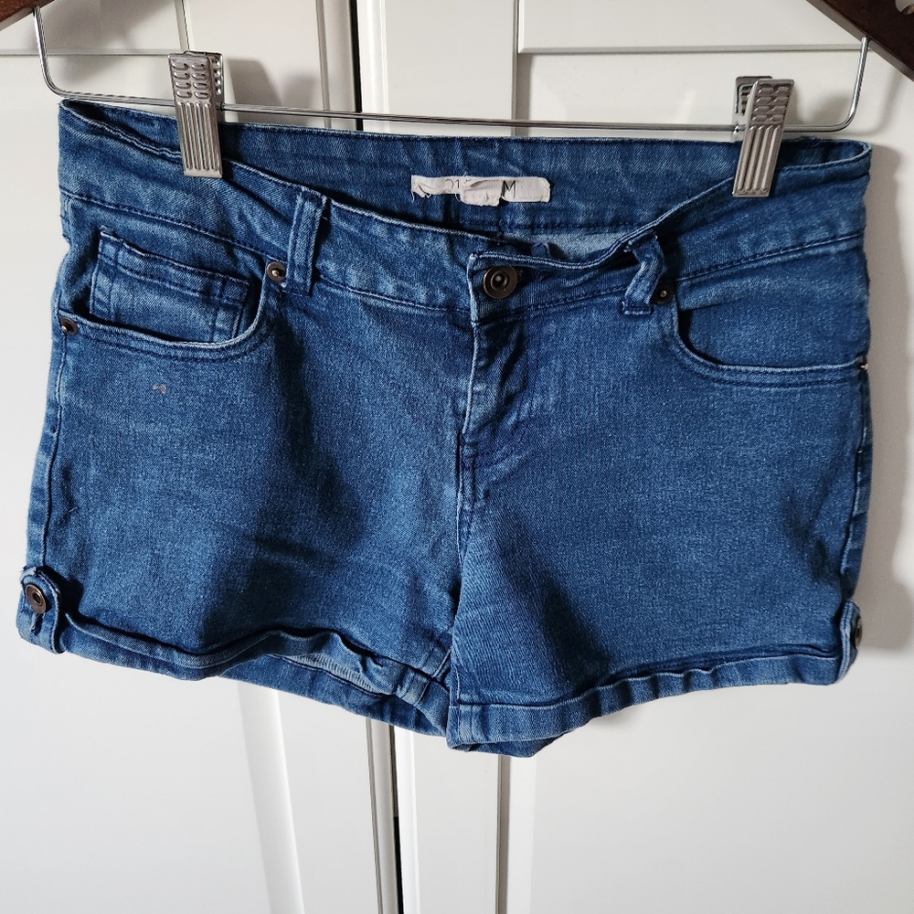 FOREVER 21, Denim blue shorts Size 26